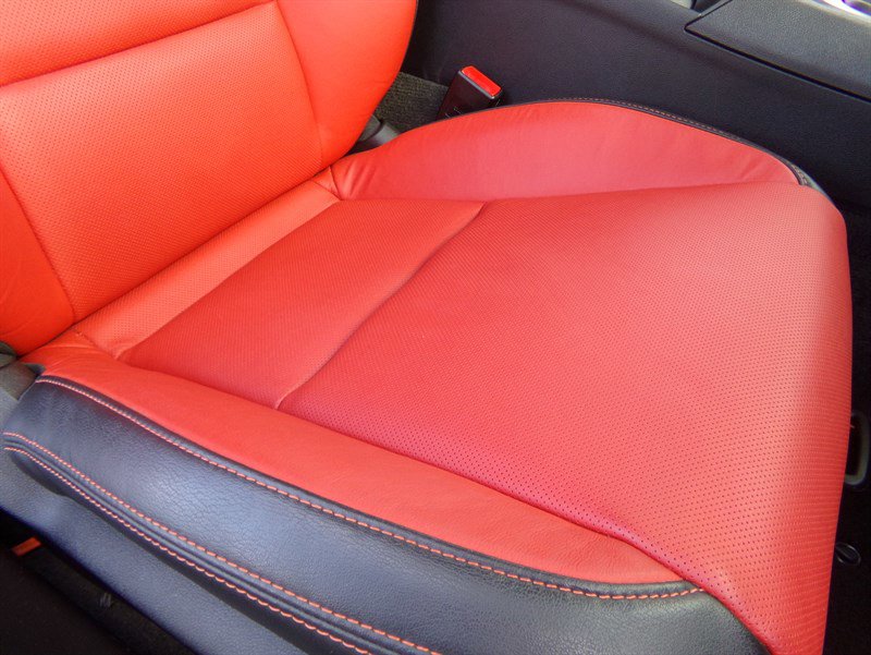 Used 2011 Chevrolet Camaro SS w/ RS Package image 31