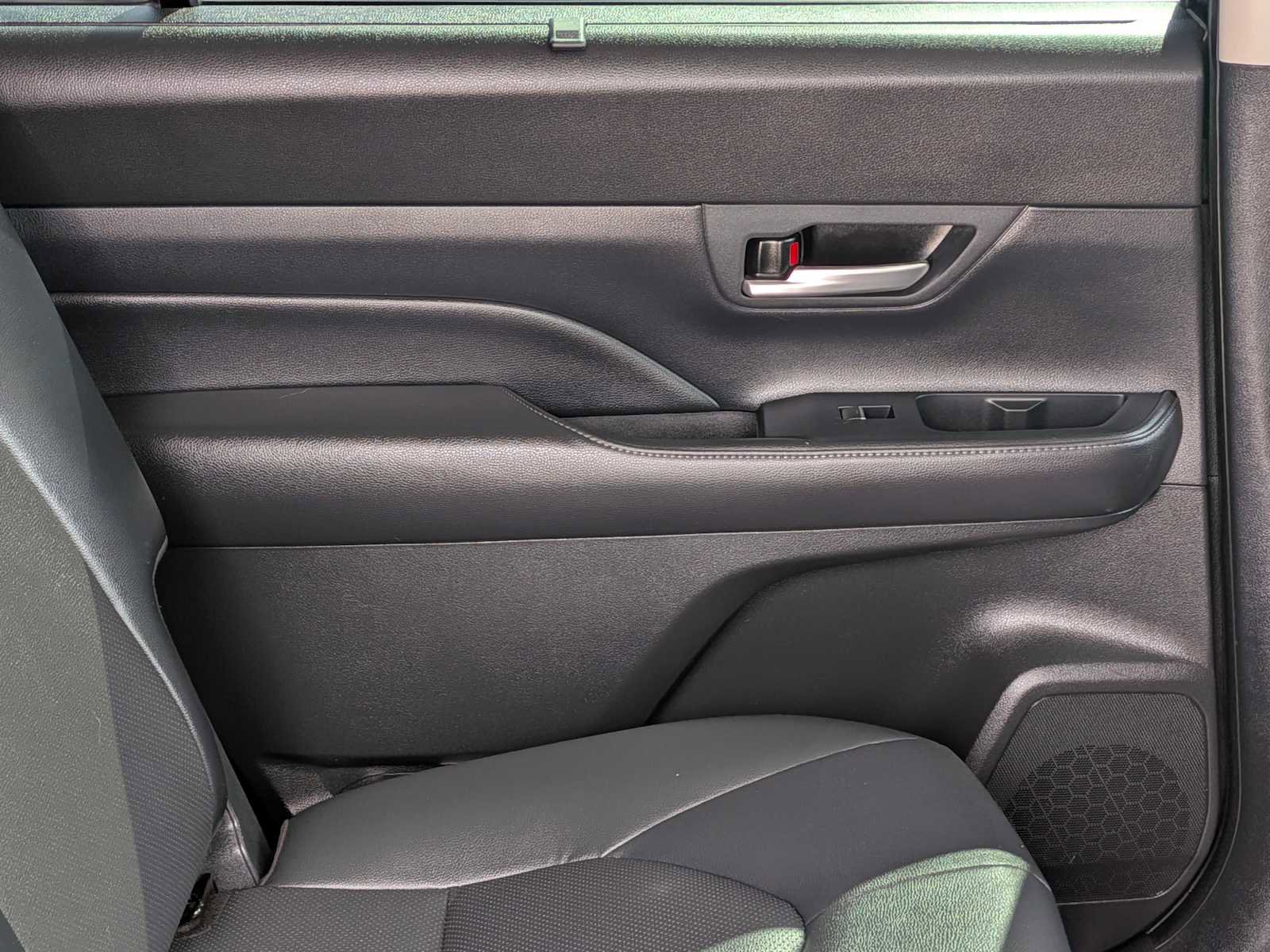Used 2024 Toyota Grand Highlander AWD image 23