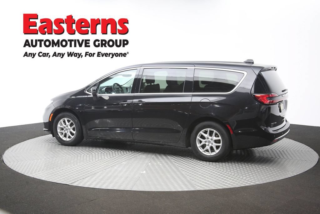 Used 2023 Chrysler Pacifica Touring-L FWD image 64