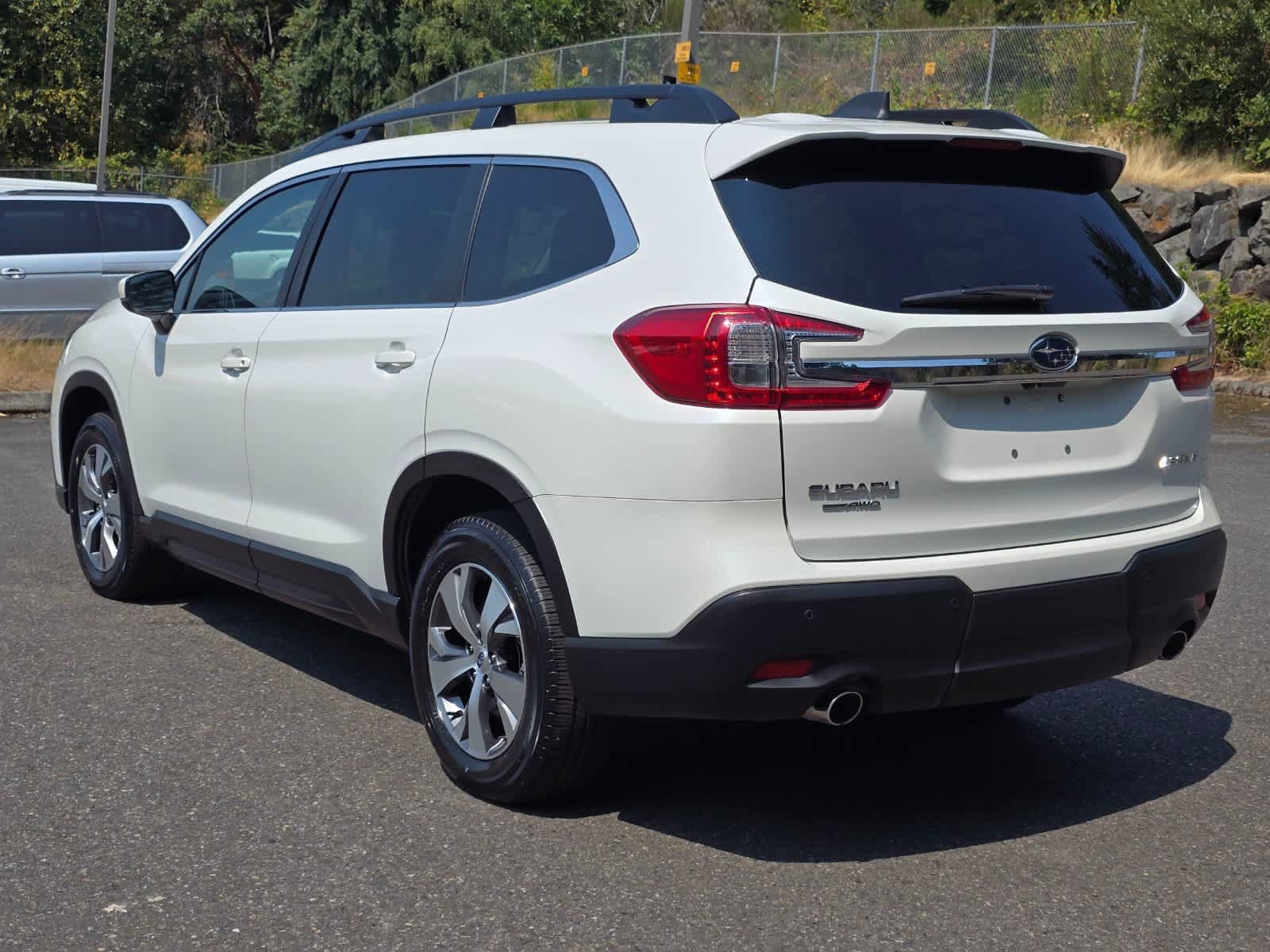 Certified 2025 Subaru Ascent Premium AWD/4WD image 4