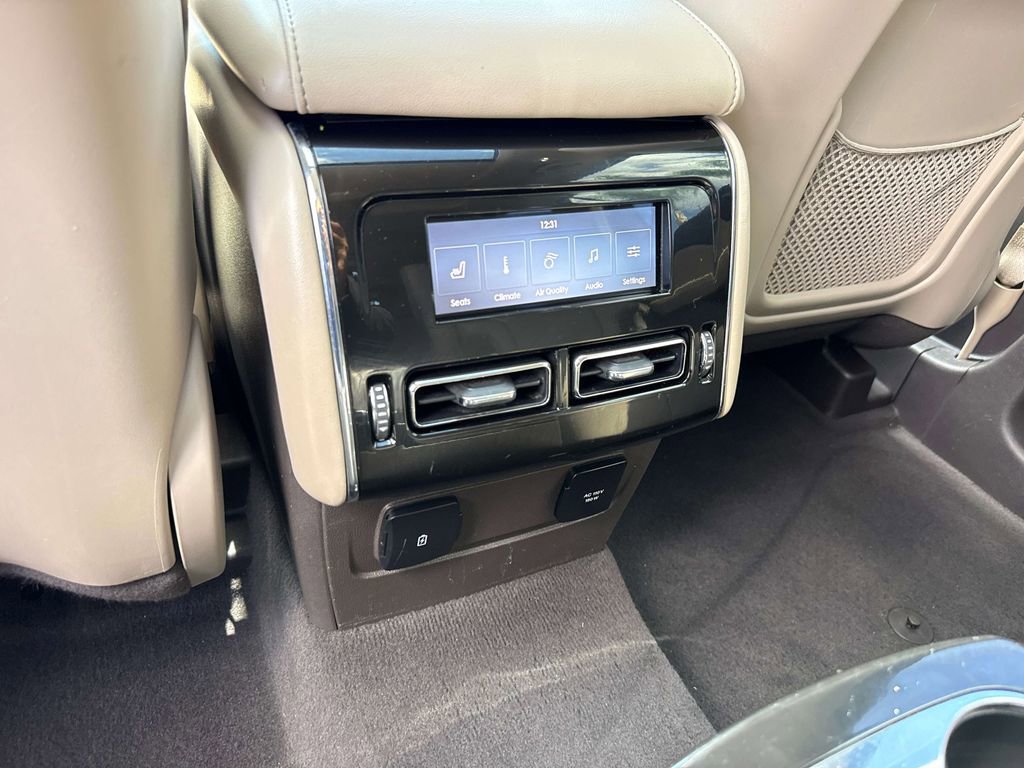 Used 2023 Lincoln Aviator Reserve w/ Equipment Group 201A image 14