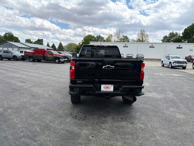 Used 2024 Chevrolet Silverado 2500 High Country w/ Midnight Edition AWD/4WD image 12