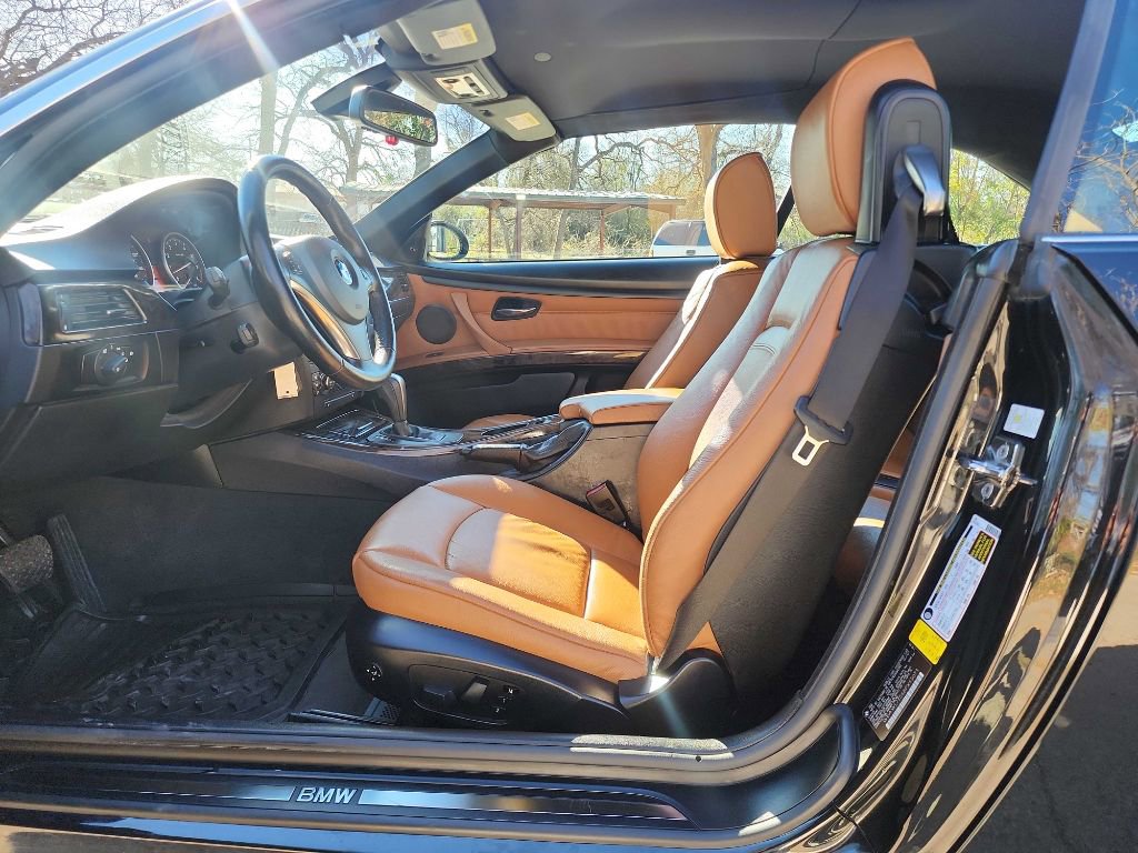 Used 2008 BMW 335i Convertible image 19