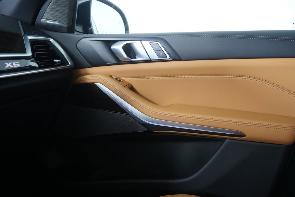 Certified 2026 BMW X5 sDrive40i image 30