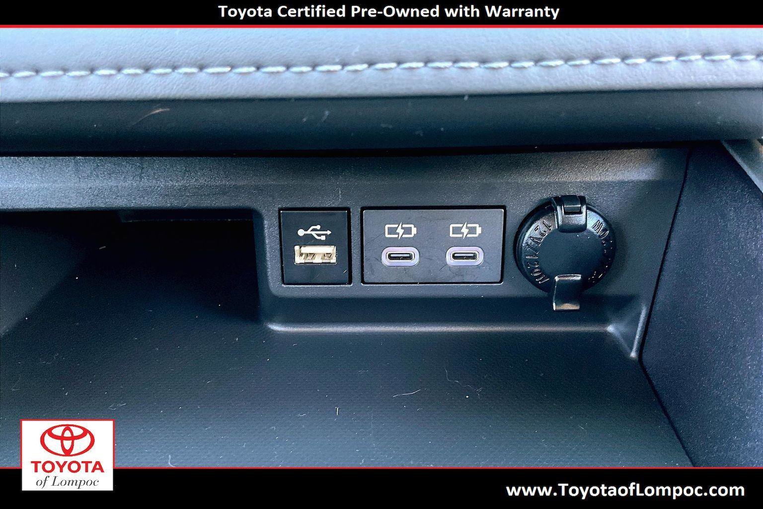 Used 2024 Toyota Highlander XLE image 33