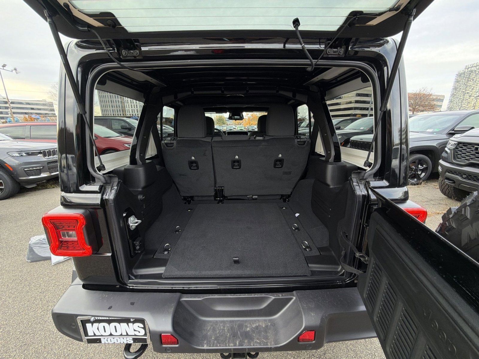 New 2026 Jeep Wrangler Unlimited Sport AWD/4WD image 24