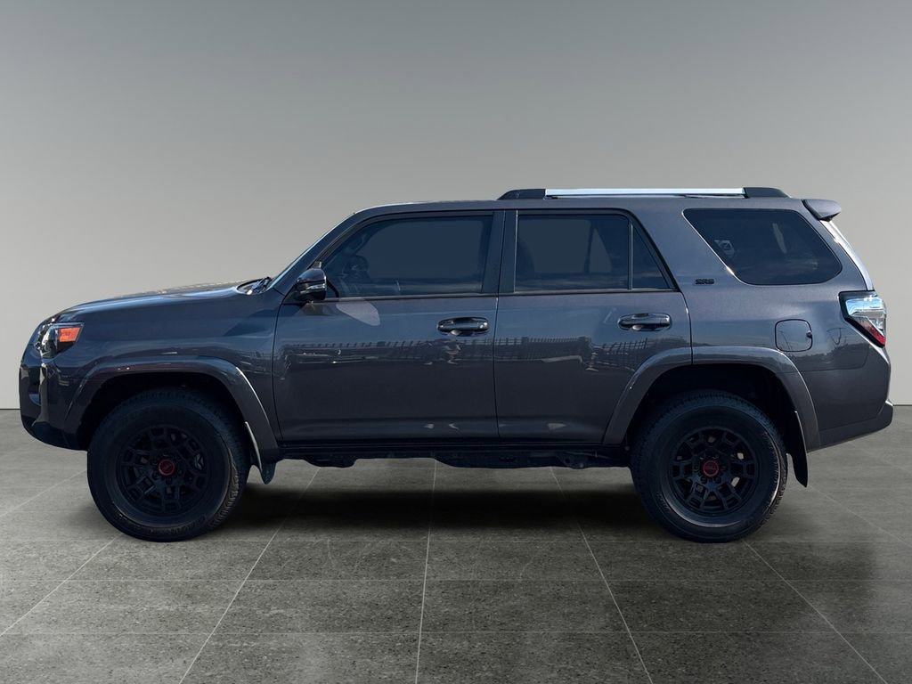 Used 2022 Toyota 4Runner SR5 Premium image 5