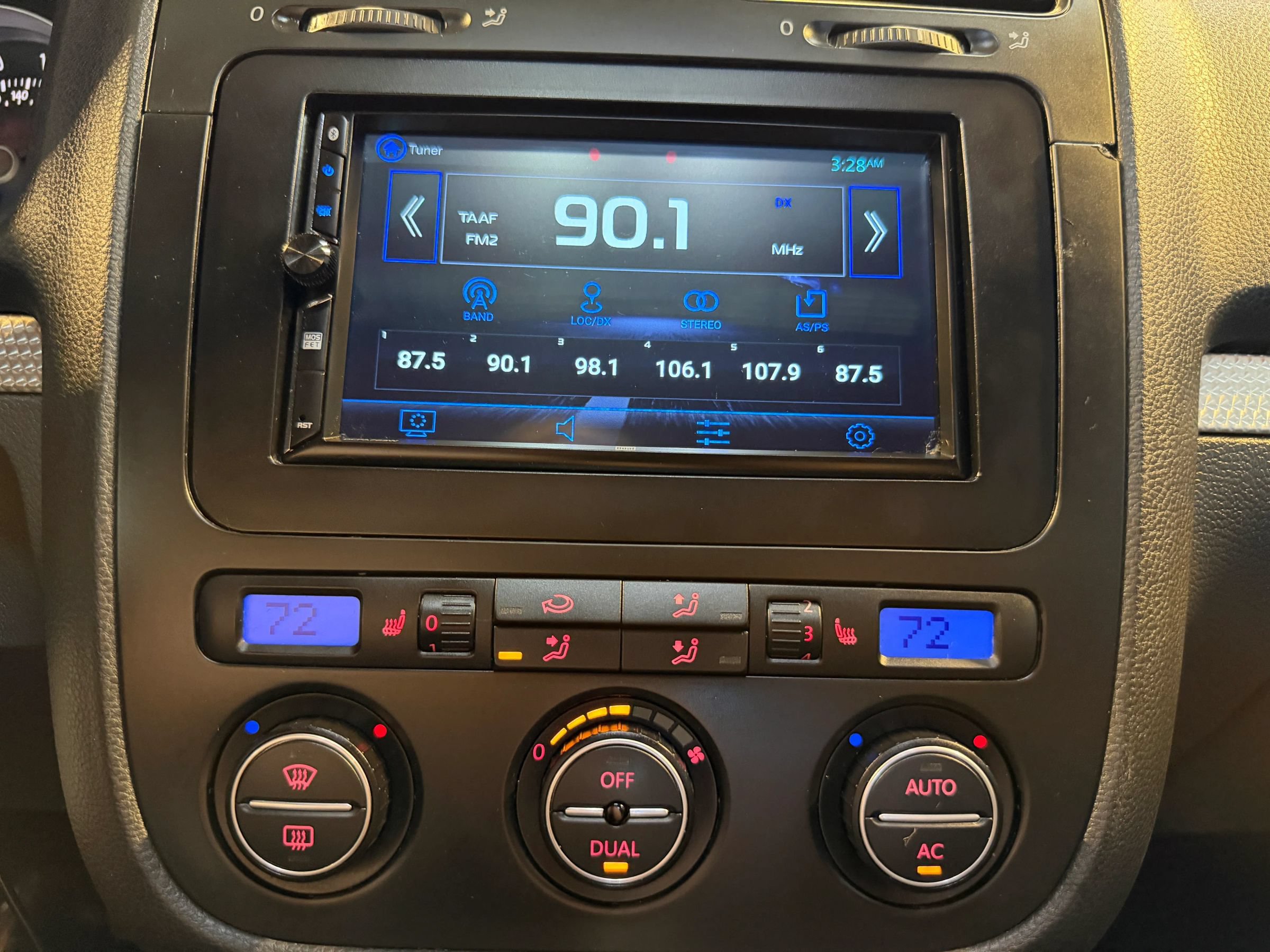 Used 2008 Volkswagen R32 AWD/4WD image 18