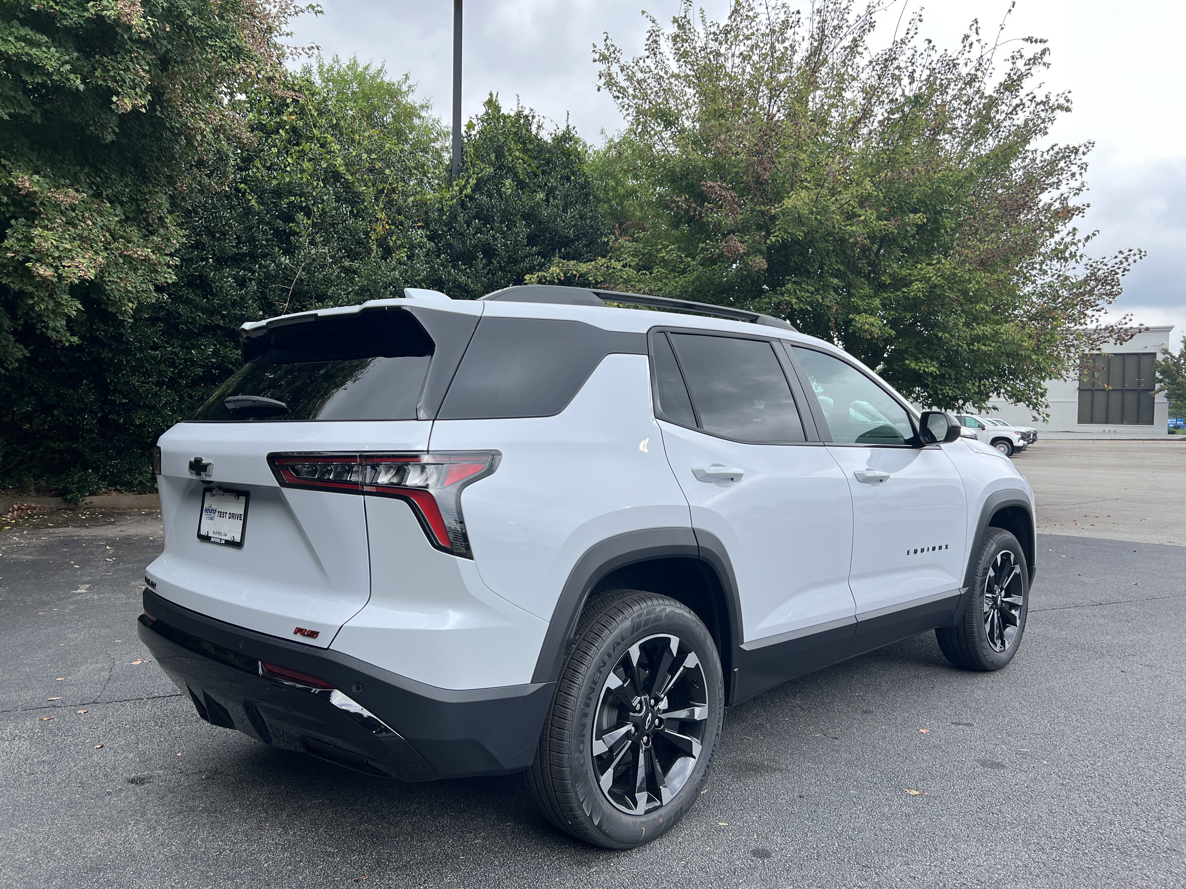 New 2027 Chevrolet Equinox RS FWD image 9