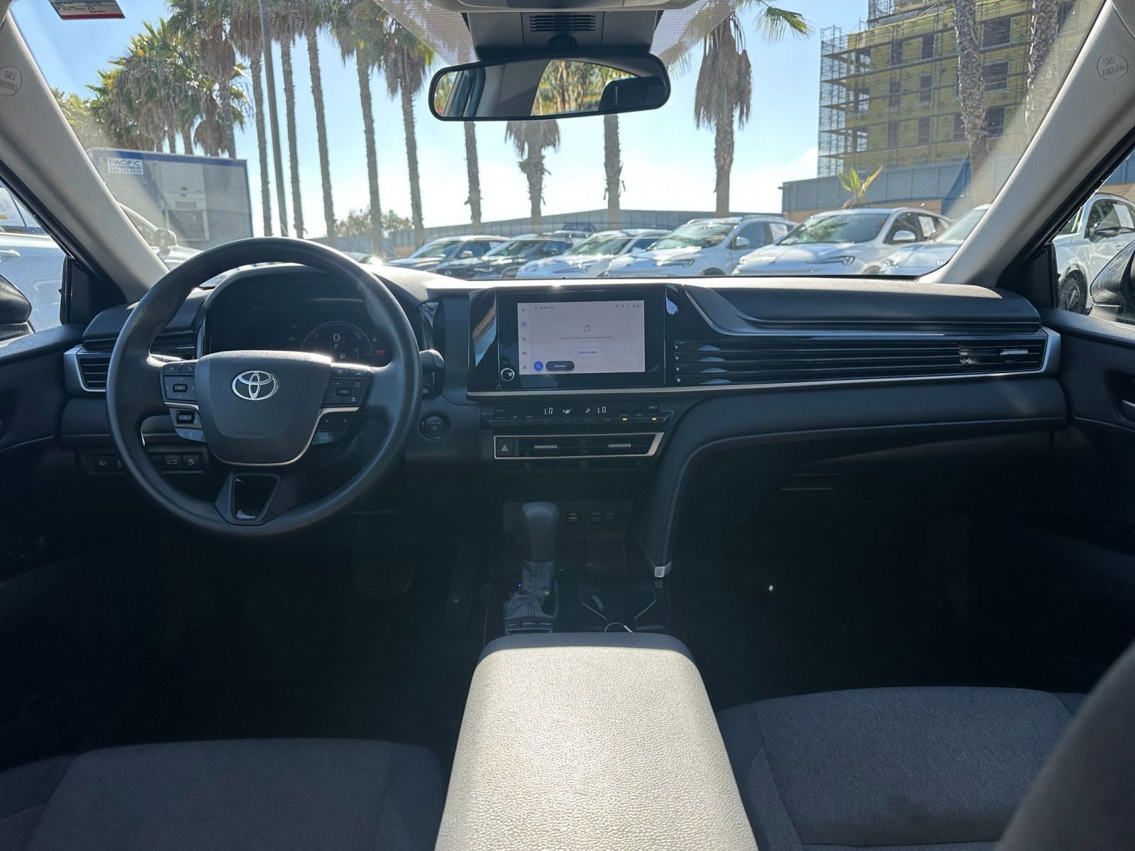 Used 2025 Toyota Camry LE image 32