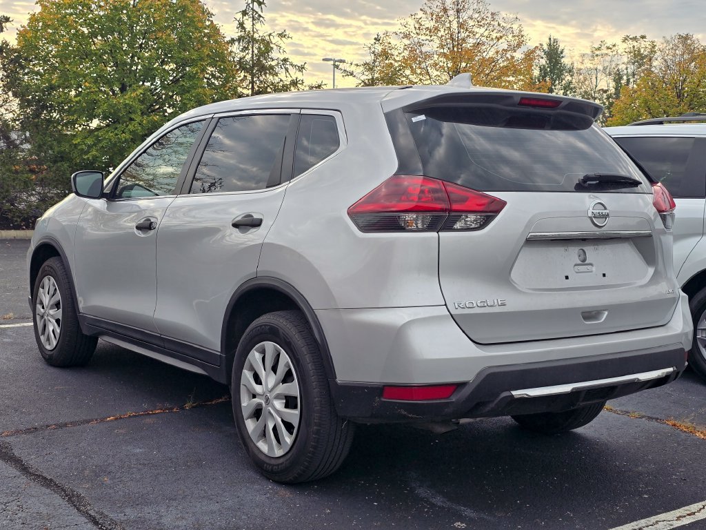 Used 2020 Nissan Rogue S AWD/4WD image 5