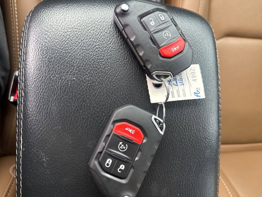 Certified 2023 Jeep Wrangler Unlimited Rubicon 4xe w/ Steel Bumper Group image 27