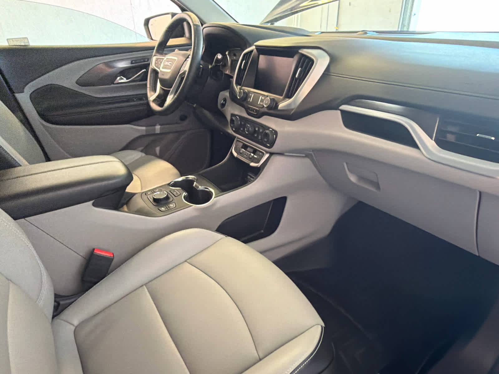Used 2023 GMC Terrain SLT w/ LPO, 'HIT The Road' Package image 26