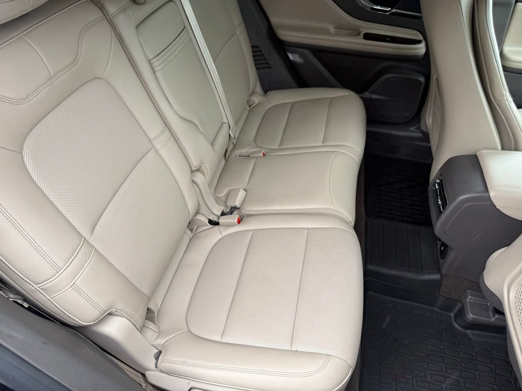 Used 2023 Lincoln Corsair AWD w/ Equipment Group 101A image 44