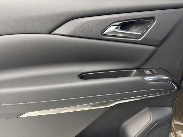 Used 2024 Chevrolet Traverse LT w/ Trailering Package image 24