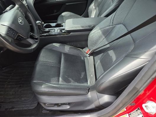 Used 2025 Toyota Camry XSE image 5