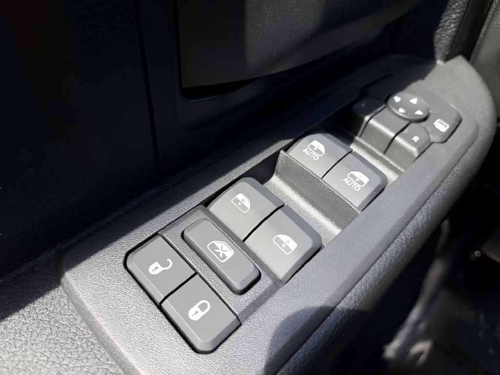 New 2026 RAM 2500 Tradesman AWD/4WD image 11