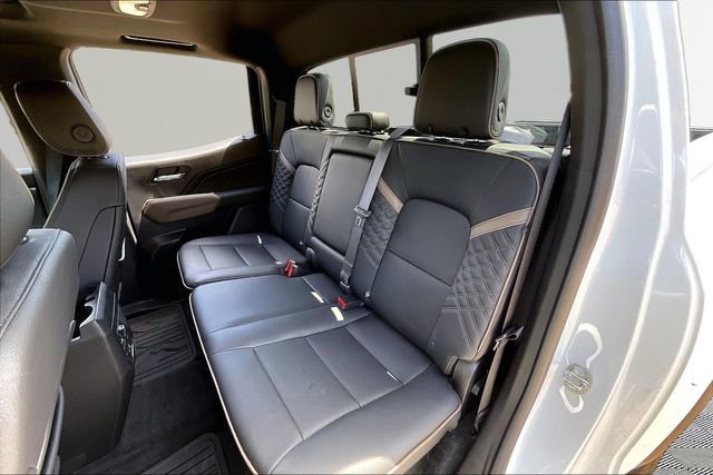 Used 2023 GMC Canyon Denali AWD/4WD image 16
