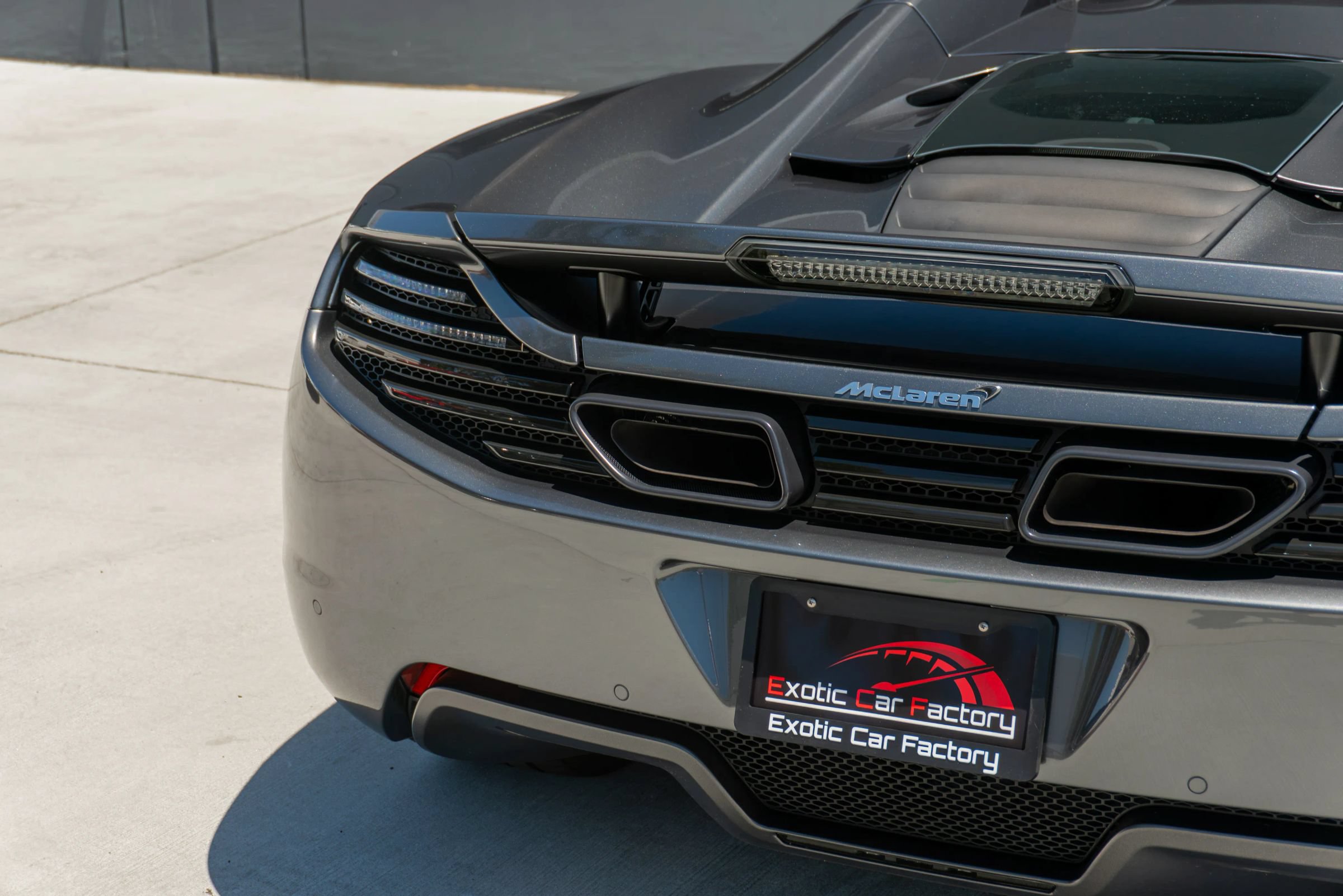 Used 2014 McLaren MP4-12C Spider RWD image 49