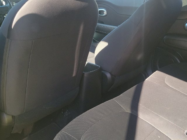 Used 2015 Kia Soul FWD image 8