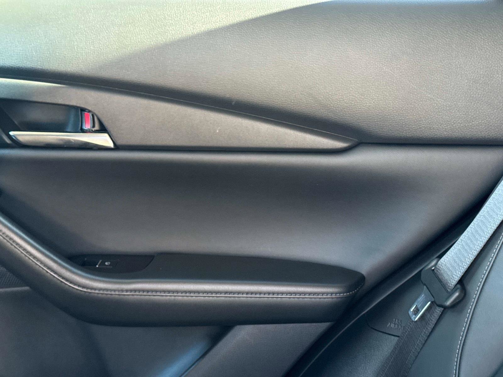 Certified 2025 MAZDA CX-30 AWD 2.5 S w/ Preferred Package image 14