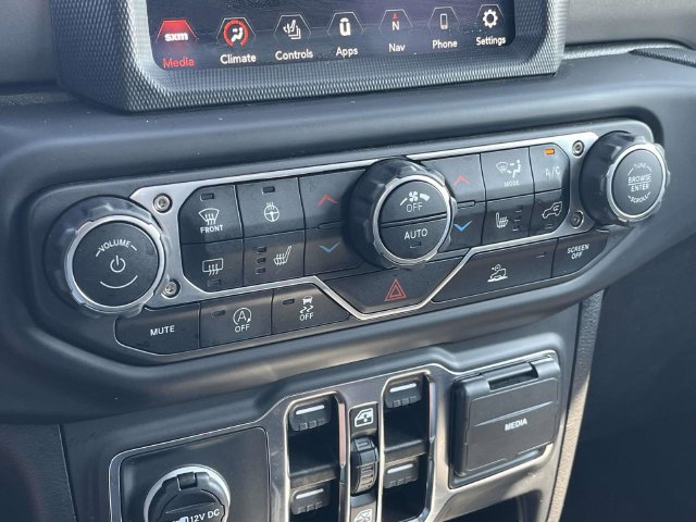 Used 2023 Jeep Gladiator Sport AWD/4WD image 31