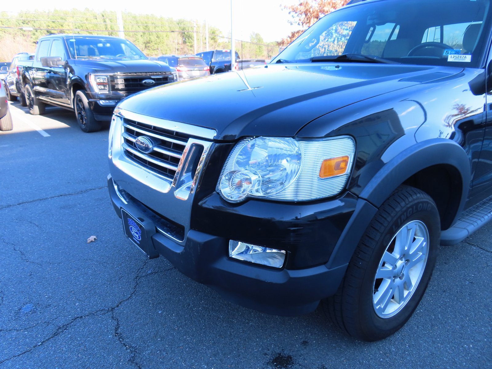 Used 2008 Ford Explorer Sport Trac XLT image 9