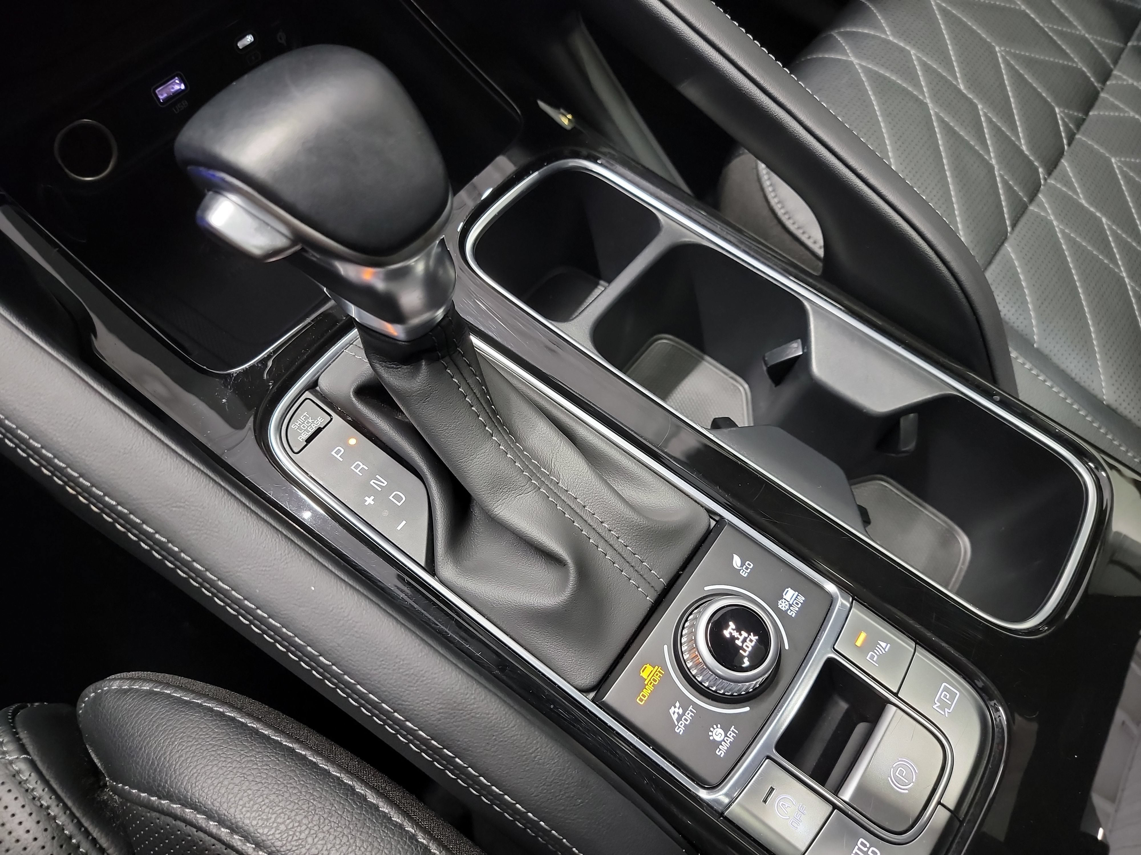 Used 2023 Kia Telluride SX X-Line AWD/4WD image 27