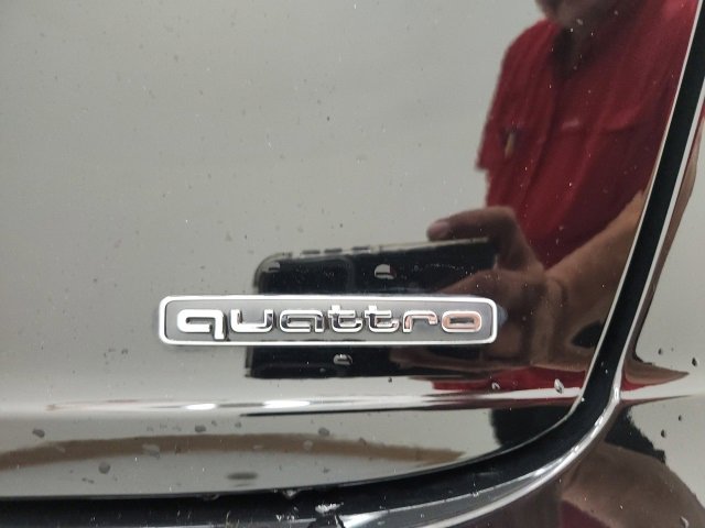 Used 2019 Audi Q8 Prestige image 24