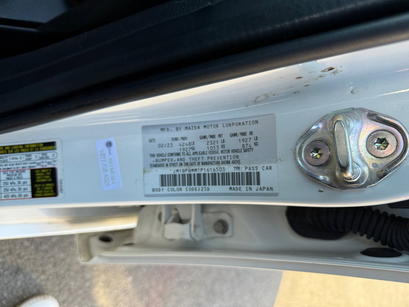 Used 2023 MAZDA MAZDA3 s image 23