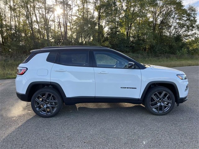 New 2026 Jeep Compass Limited w/ Sun, Sound & Navigation Group image 10