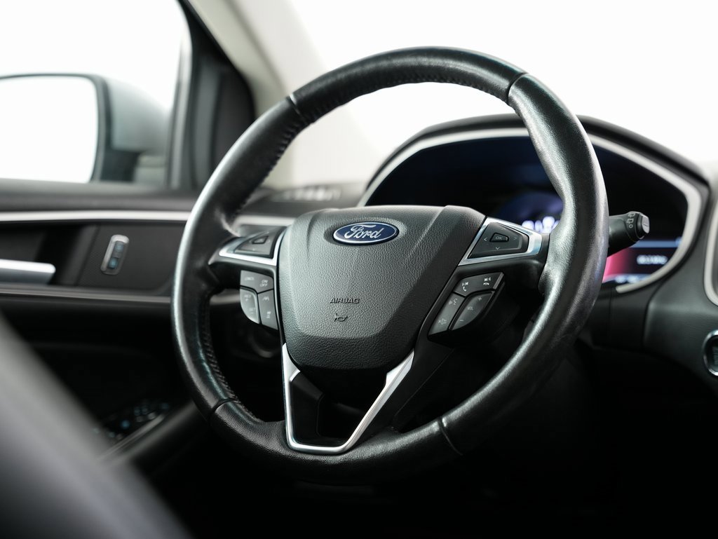 Used 2020 Ford Edge SEL w/ Convenience Package image 11