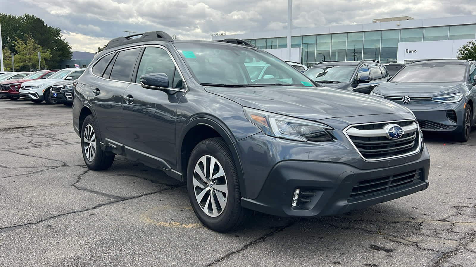 Used 2021 Subaru Outback Premium w/ Popular Package #1 AWD/4WD image 3