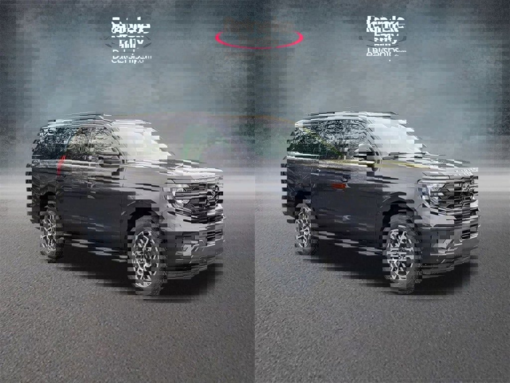 New 2025 Ford Expedition Max Active image 3