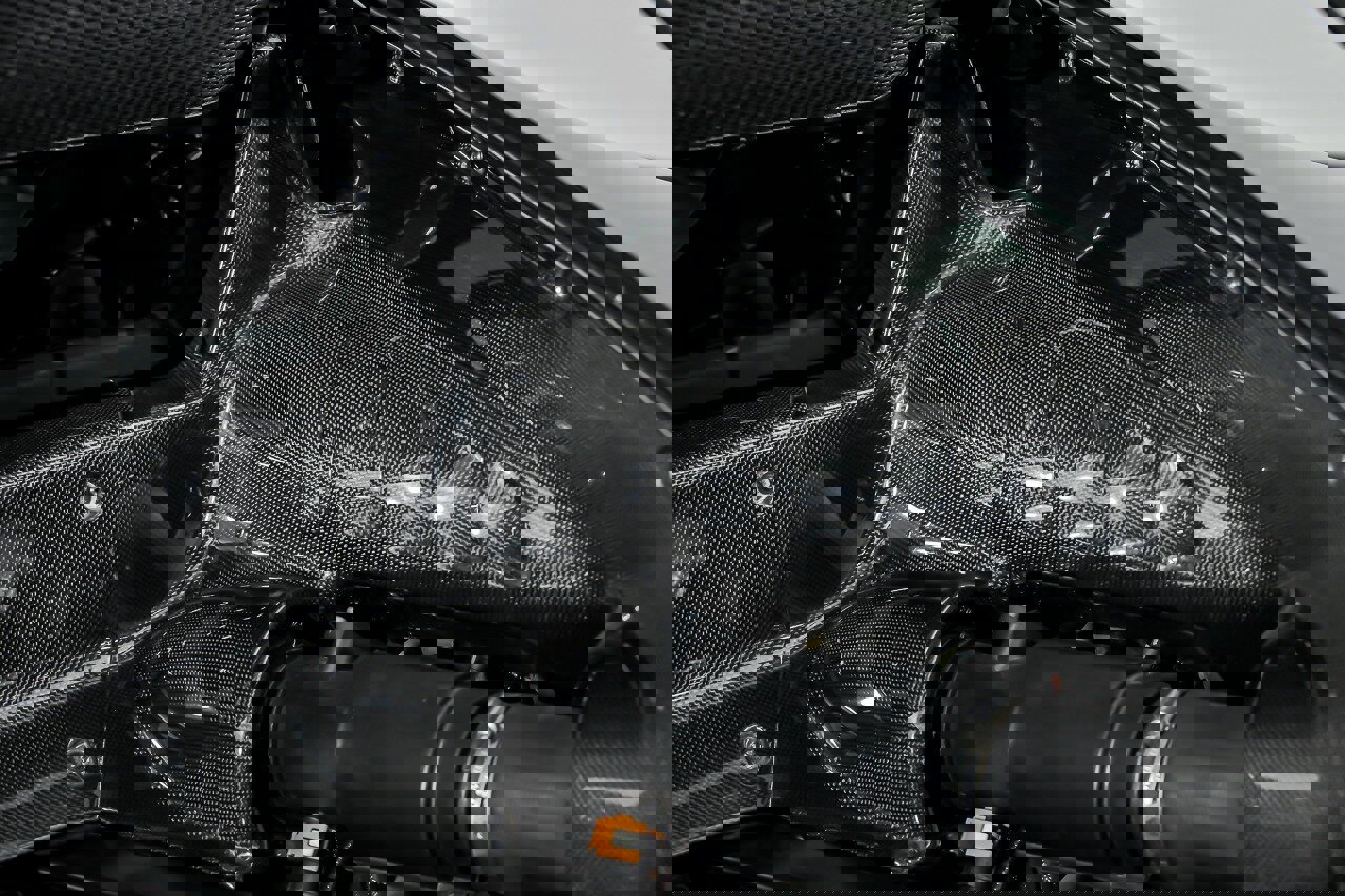 Used 2022 Ferrari SF90 Stradale AWD/4WD image 23