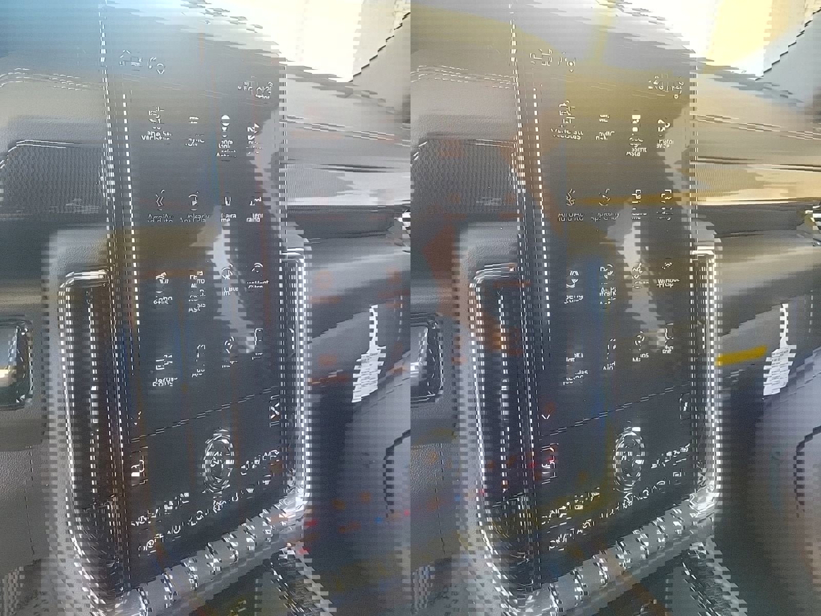 New 2026 GMC Yukon XL Elevation w/ Elevation Premium Package image 19