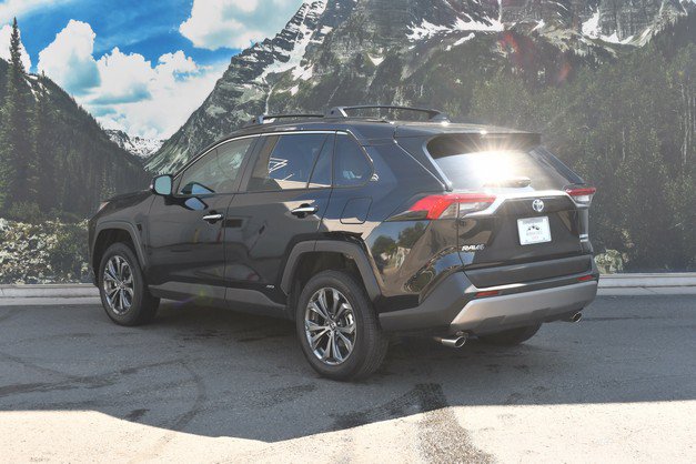 Certified 2023 Toyota RAV4 Limited w/ Limited Grade Weather Package AWD/4WD image 9