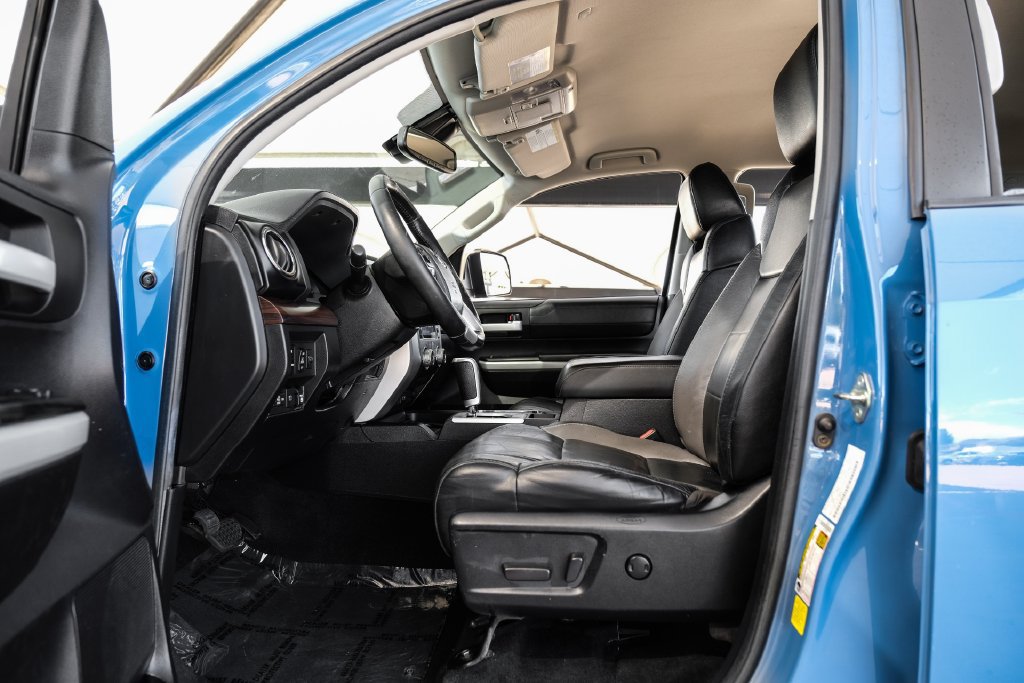 Used 2020 Toyota Tundra Limited RWD image 3