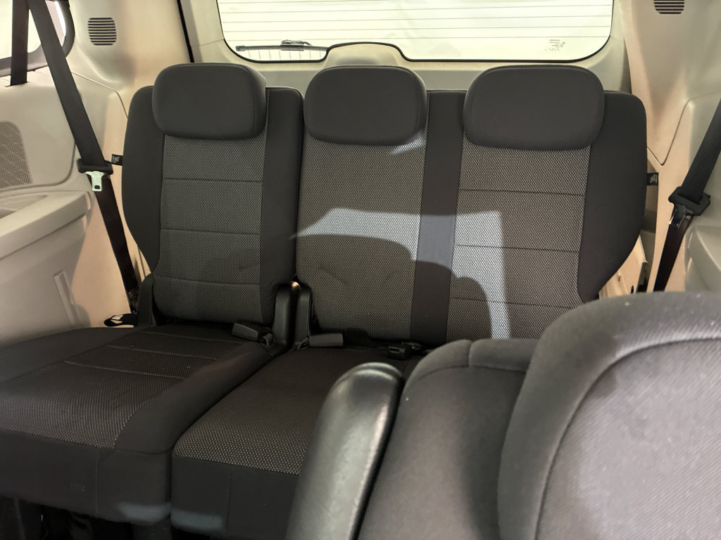 Used 2009 Dodge Grand Caravan SXT FWD image 10