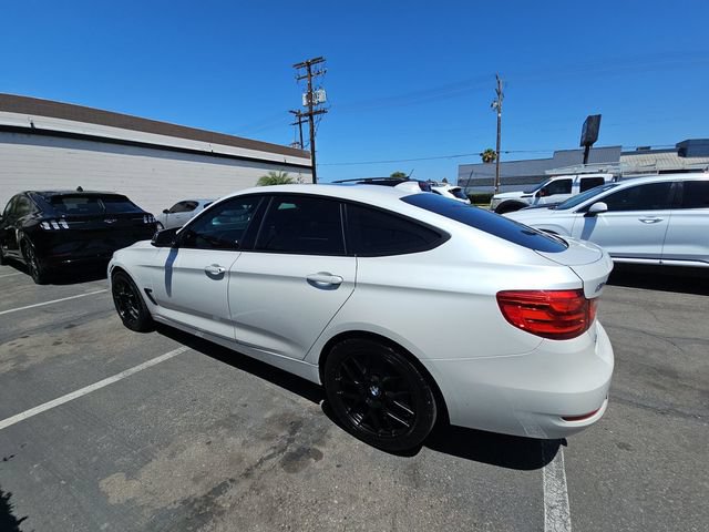 Used 2016 BMW 335i Gran Turismo xDrive w/ Driver Assistance Package AWD/4WD image 4