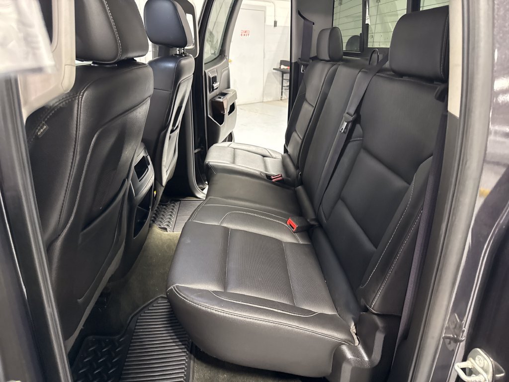 Used 2015 GMC Sierra 1500 SLT w/ SLT Preferred Package AWD/4WD image 38