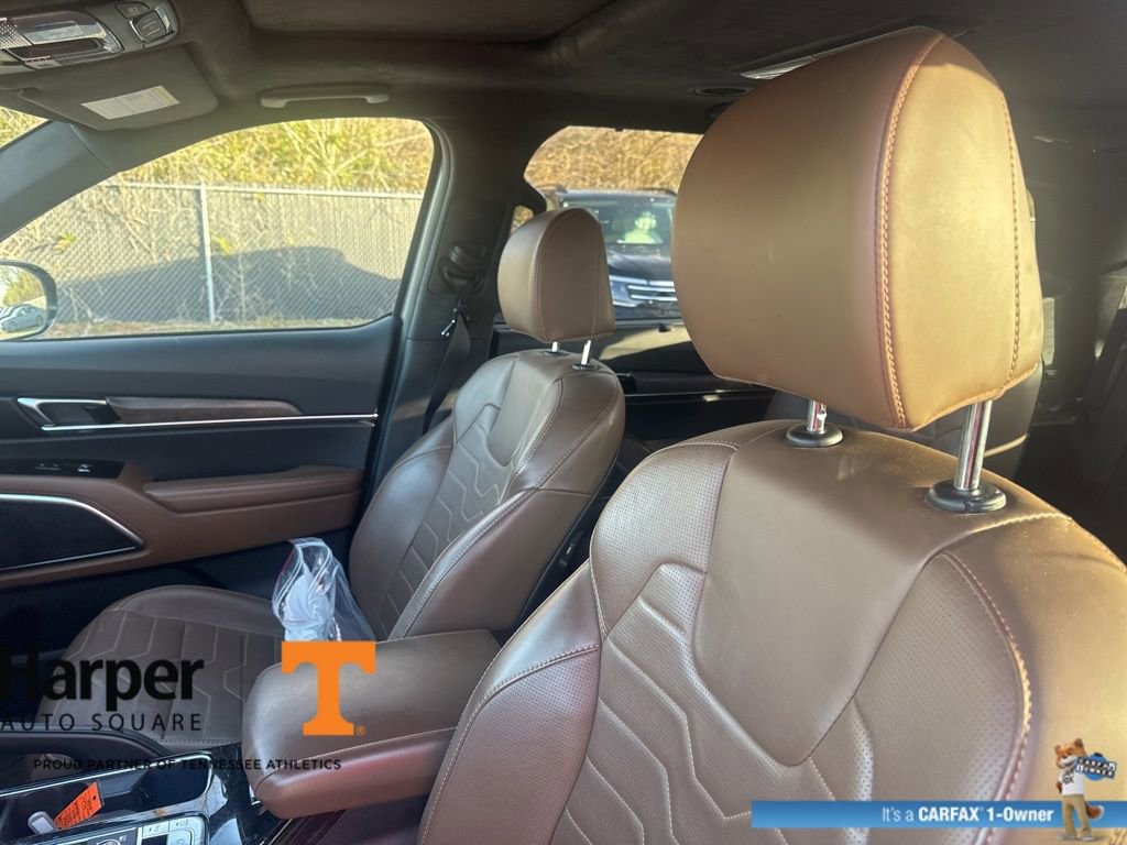 Used 2021 Kia Telluride SX w/ SX Prestige Package image 12