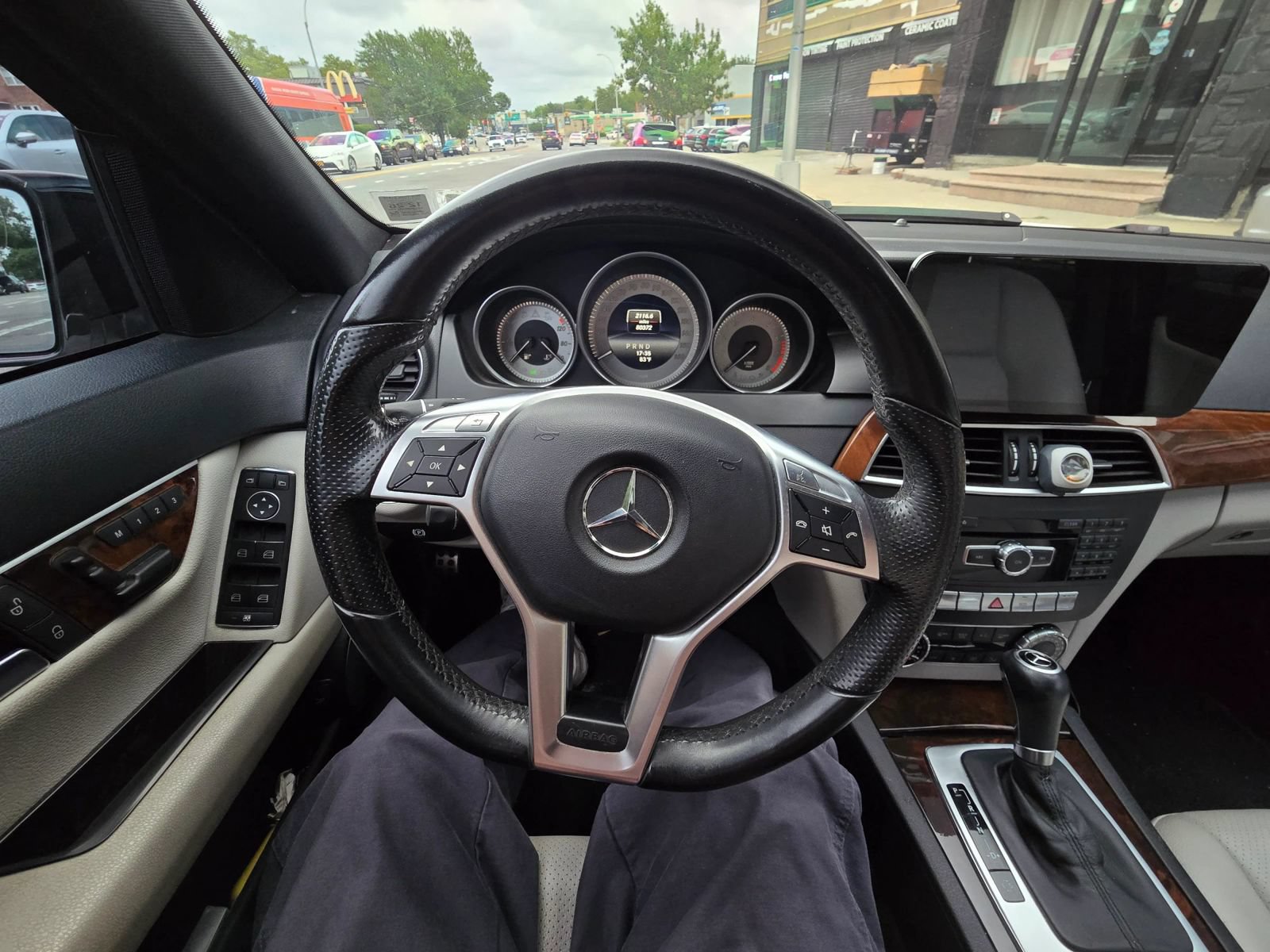 Used 2014 Mercedes-Benz C 300 4MATIC Sedan image 39