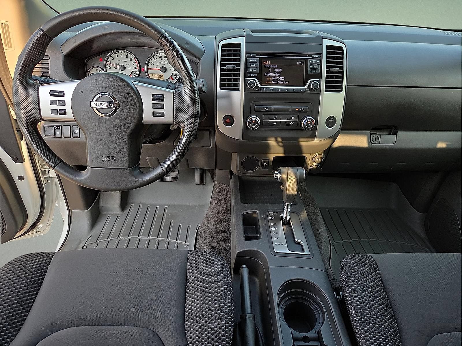 Used 2017 Nissan Frontier Desert Runner RWD image 11
