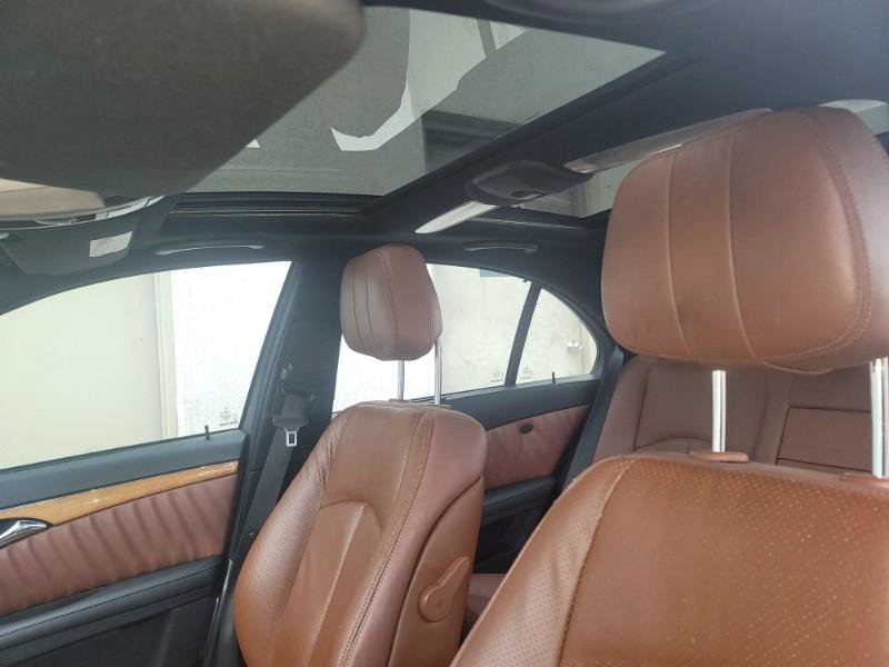 Used 2009 Mercedes-Benz E 550 Sedan image 29