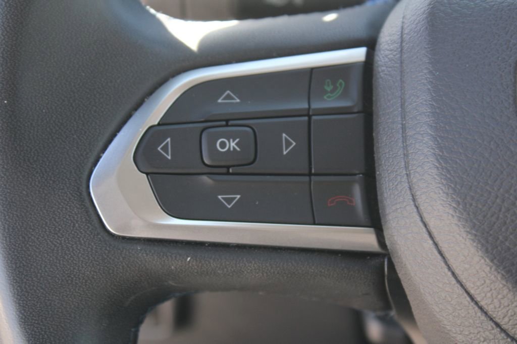 Used 2022 Jeep Compass Latitude image 24