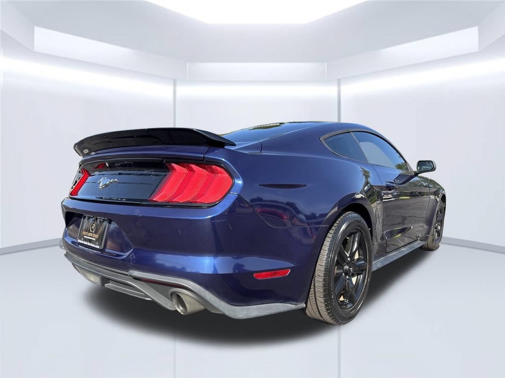 Used 2019 Ford Mustang Coupe RWD image 6
