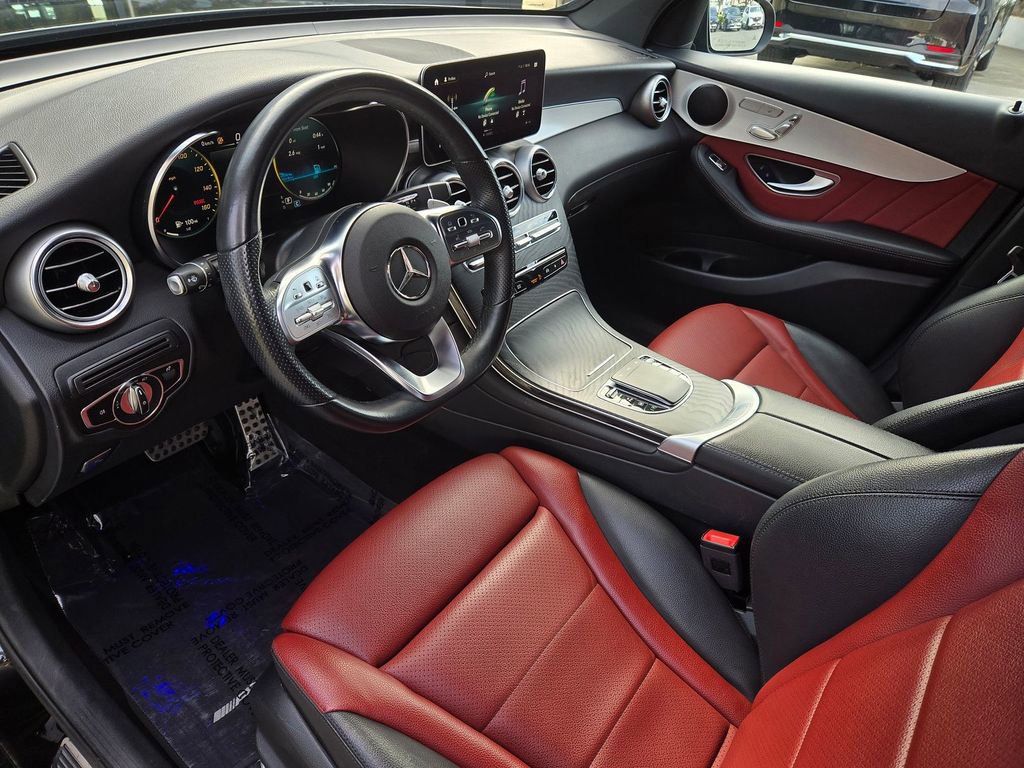 Used 2022 Mercedes-Benz GLC 300 image 9
