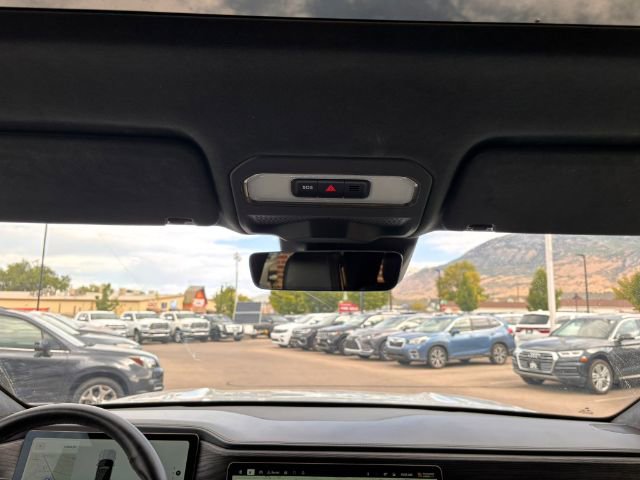 Used 2024 Rivian R1S Adventure image 27