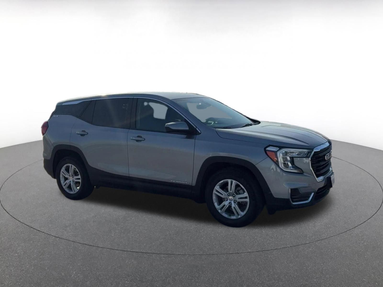 Used 2024 GMC Terrain SLE FWD video 2